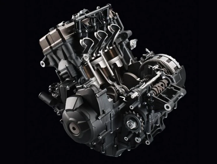 2013-Yamaha-MT09-26-720x542_1_.jpg