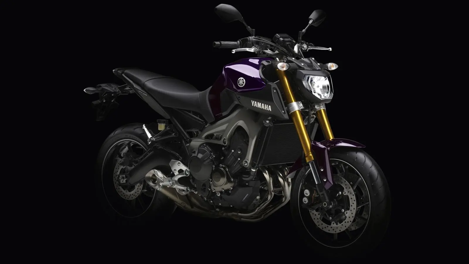 2014-Yamaha-MT-09-EU-Deep-Armor-Studio-008.jpg