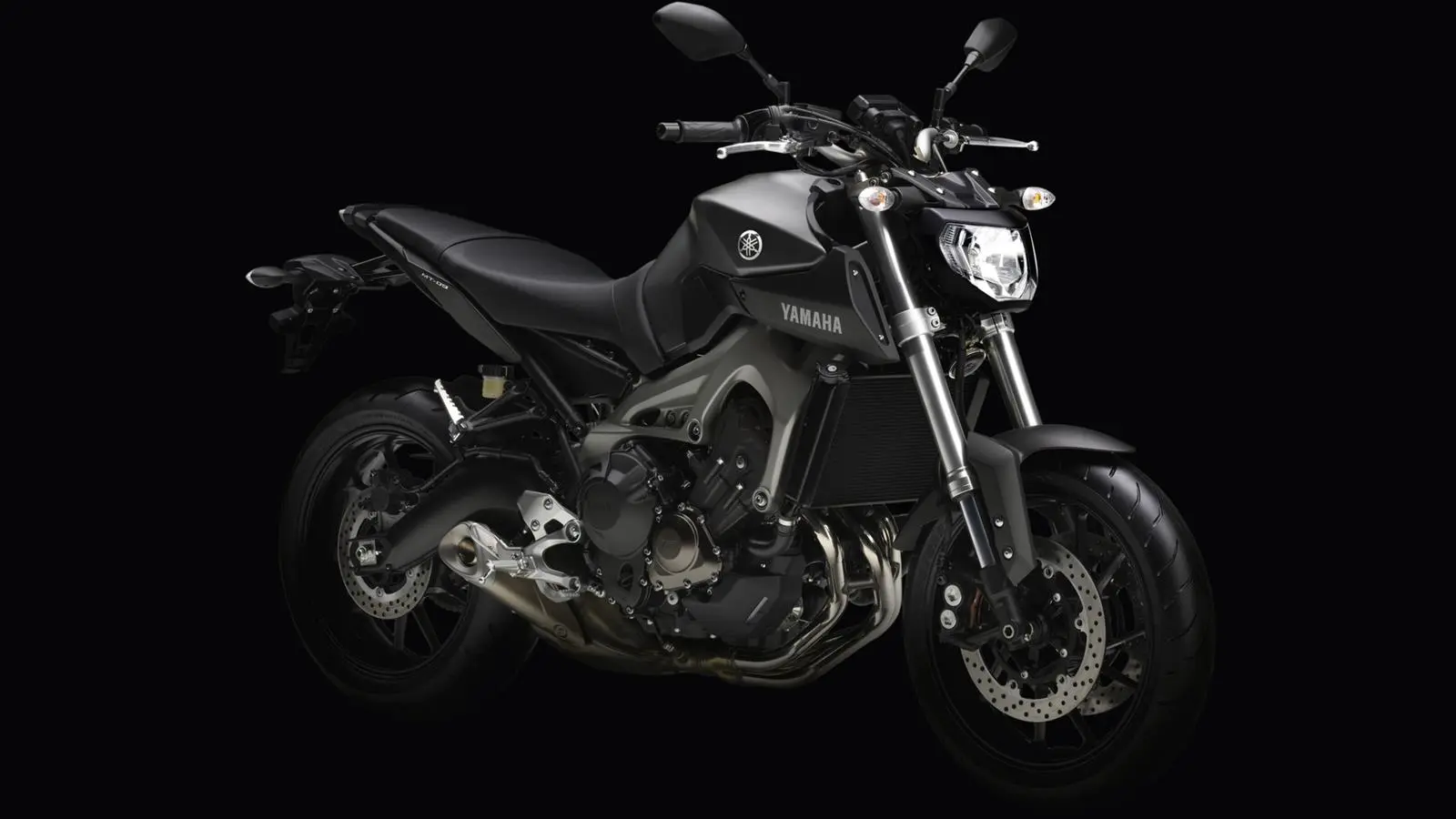 2014-Yamaha-MT-09-EU-Matt-Grey-Studio-008.jpg
