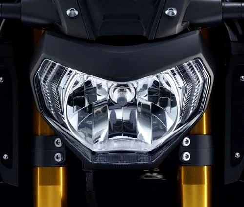 yamaha-trinh-lang-naked-biked-fz-09-hoan-toan-moi-4_1_.jpg